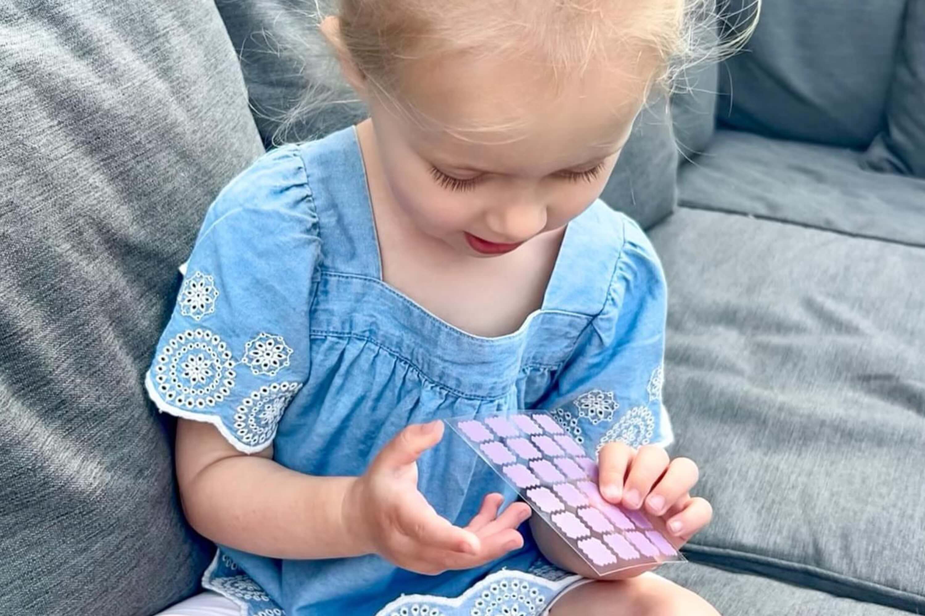 SunnyPatch UV-Detecting Stickers - Image 9